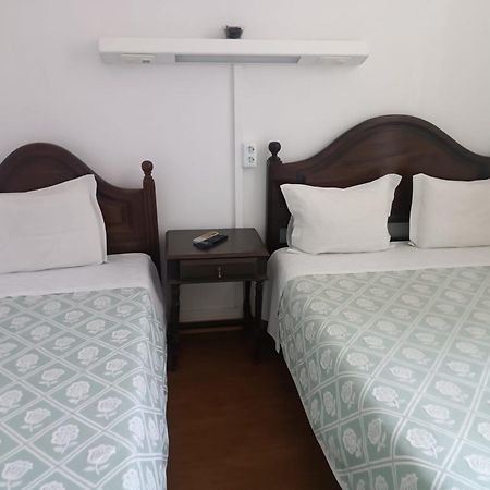 Pensao Residencial Estrela Do Mondego Hotel Lisbon Luaran gambar