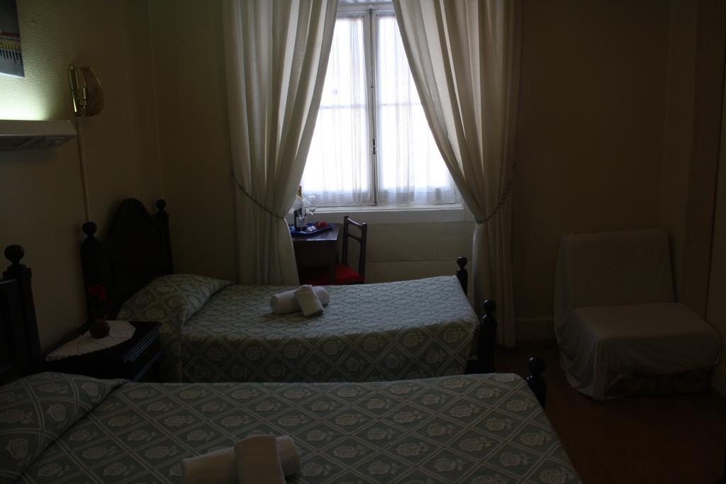 Pensao Residencial Estrela Do Mondego Hotel Lisbon Bilik gambar