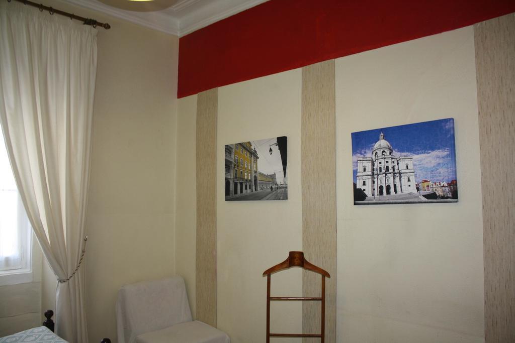 Pensao Residencial Estrela Do Mondego Hotel Lisbon Bilik gambar