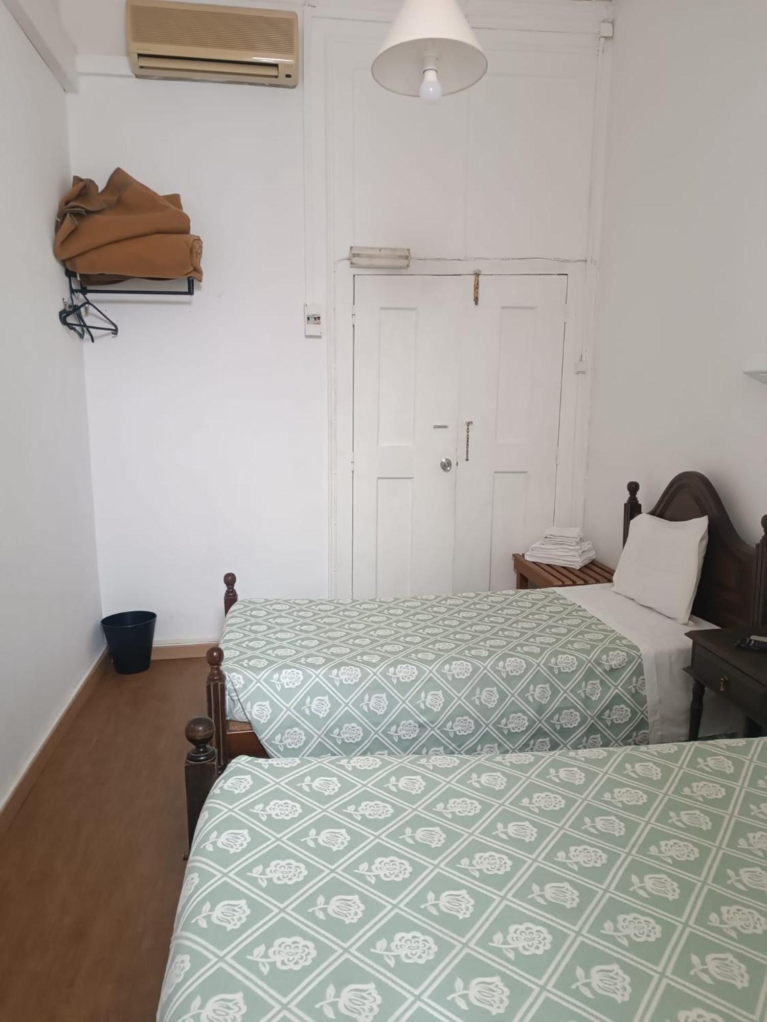 Pensao Residencial Estrela Do Mondego Hotel Lisbon Luaran gambar