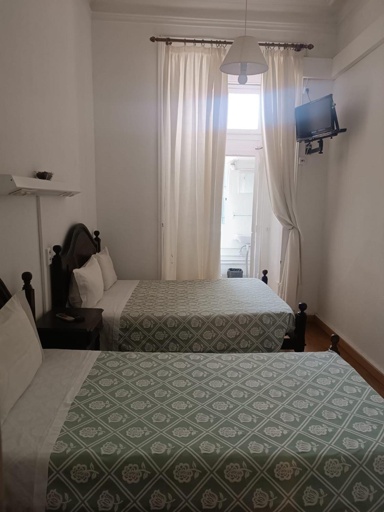 Pensao Residencial Estrela Do Mondego Hotel Lisbon Luaran gambar
