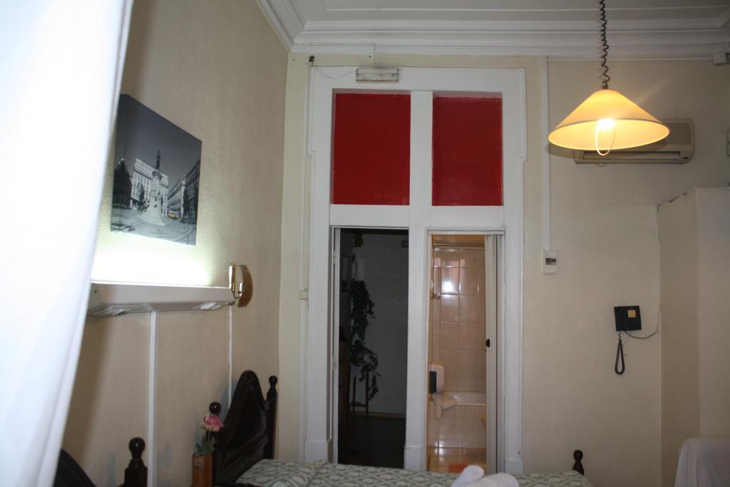 Pensao Residencial Estrela Do Mondego Hotel Lisbon Bilik gambar