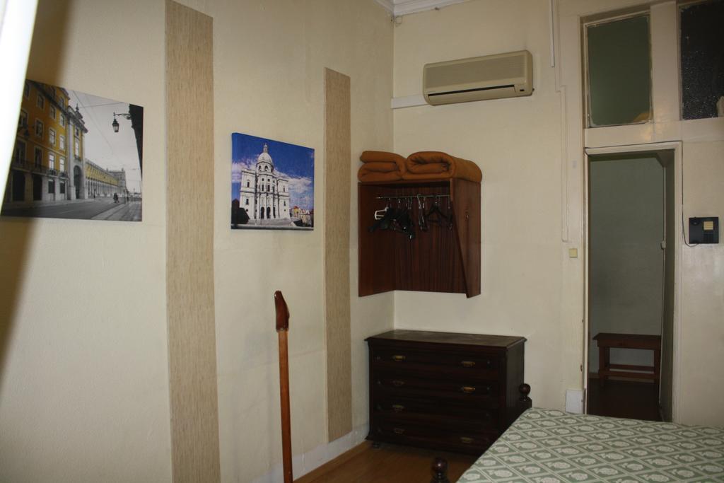 Pensao Residencial Estrela Do Mondego Hotel Lisbon Bilik gambar
